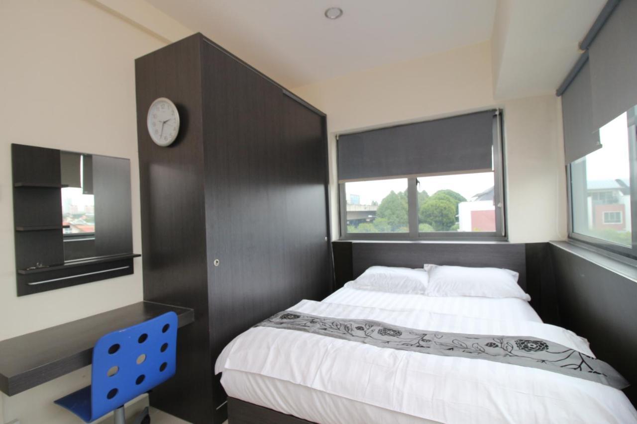 Jjh Serviced Apartments Near Serangoon Mrt シンガポール エクステリア 写真